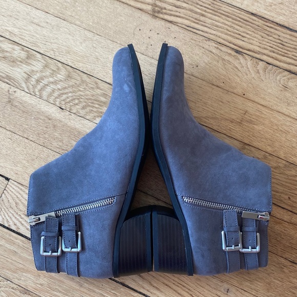 NWOT Gray Booties - Picture 2 of 7
